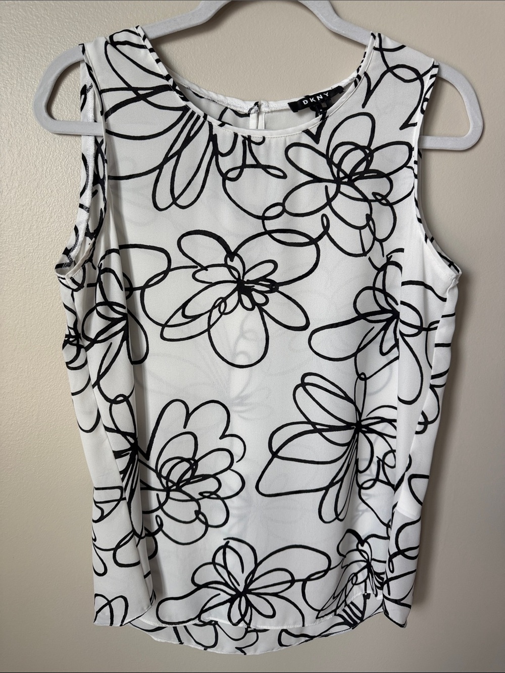 DKNY White and Black Floral-Outline Sleeveless Camisole
